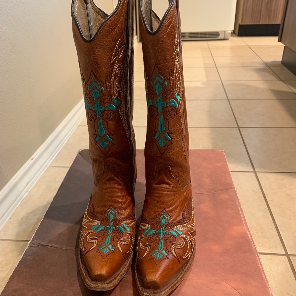 Western women’s boots